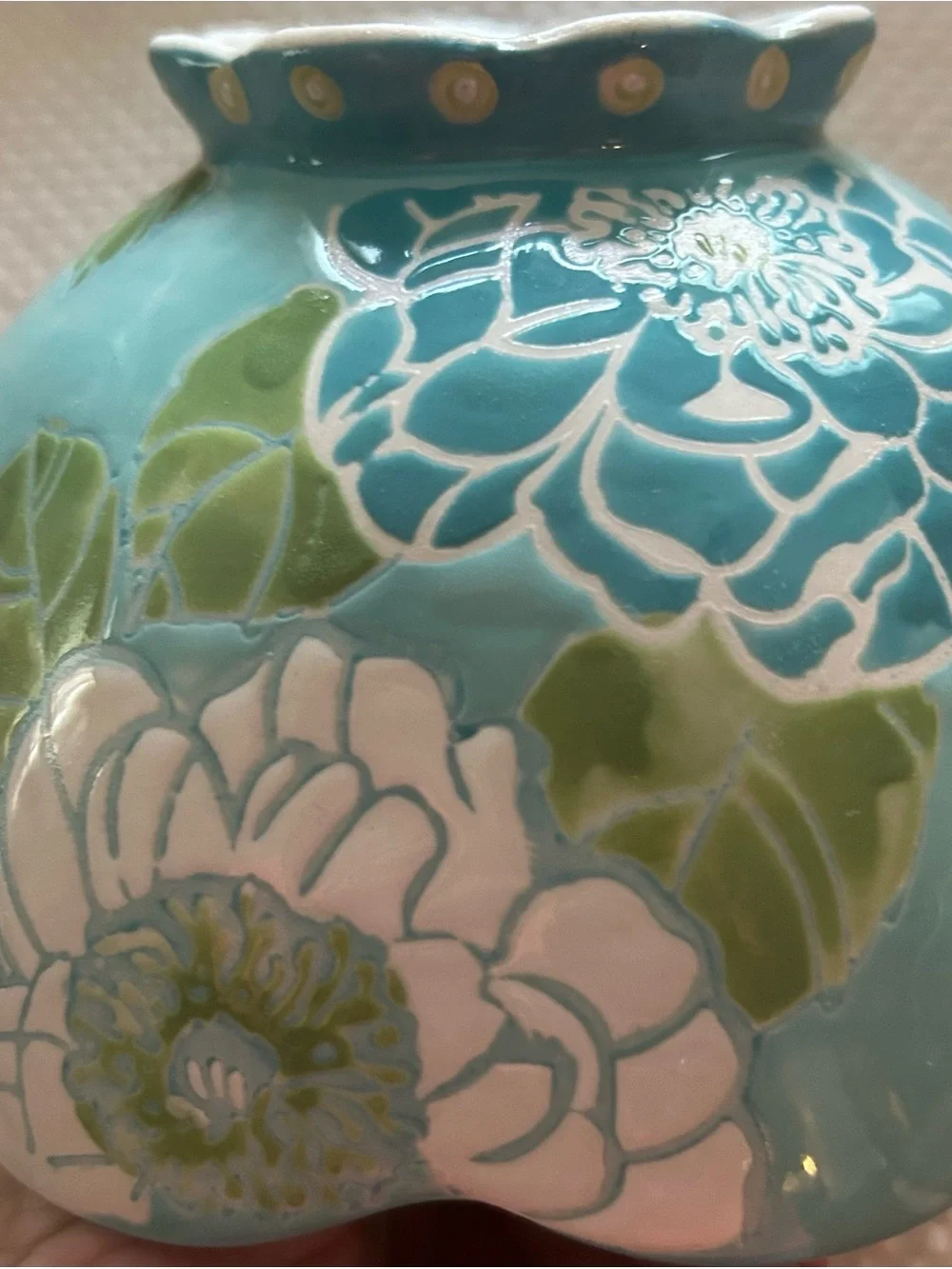Small Artistic Accent Flower Embossed Pedestal Base Bowl